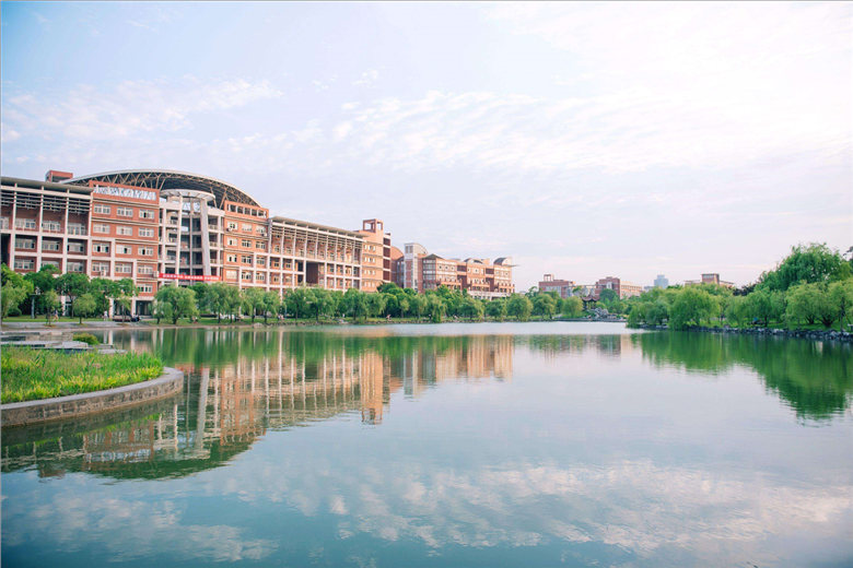 中国计量大学.jpg